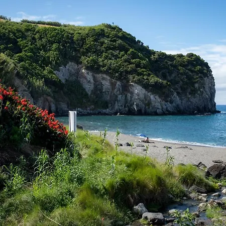 Casa Da Ribeira Dos Moinhos * Ribeira Grande
