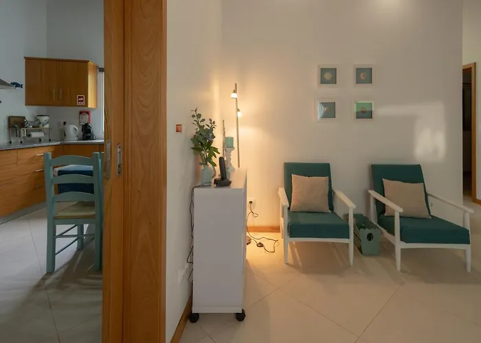 Casa Da Ribeira Dos Moinhos * Ribeira Grande